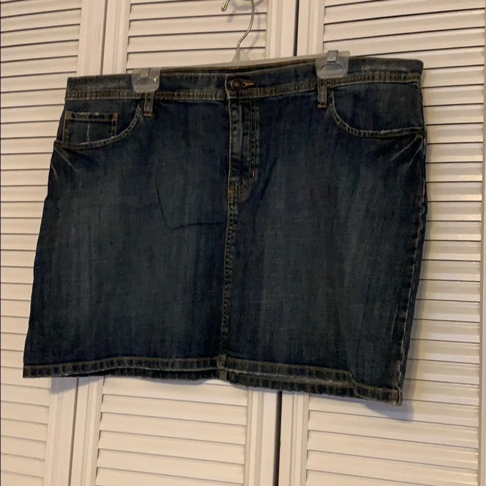 Gap mini denim skirt